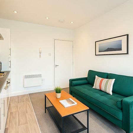 2 Bedroom Apartment Near City Centre, Uni & Parks! Cardiff Exteriér fotografie